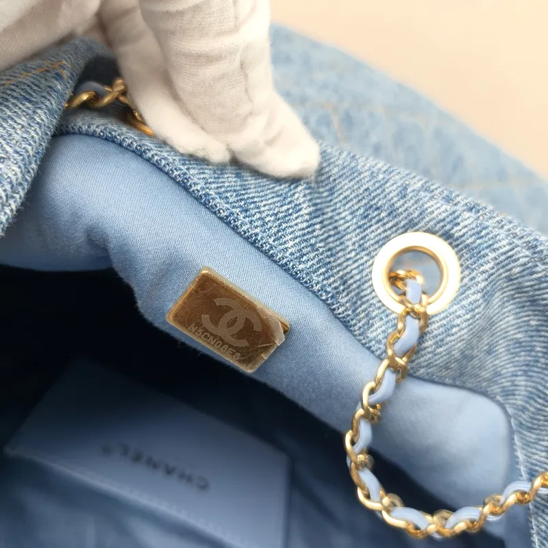 Chanel Shoulder Bag 25Bag Blue Medium 30 × 15 × 40 cm — detail view 3 of 14