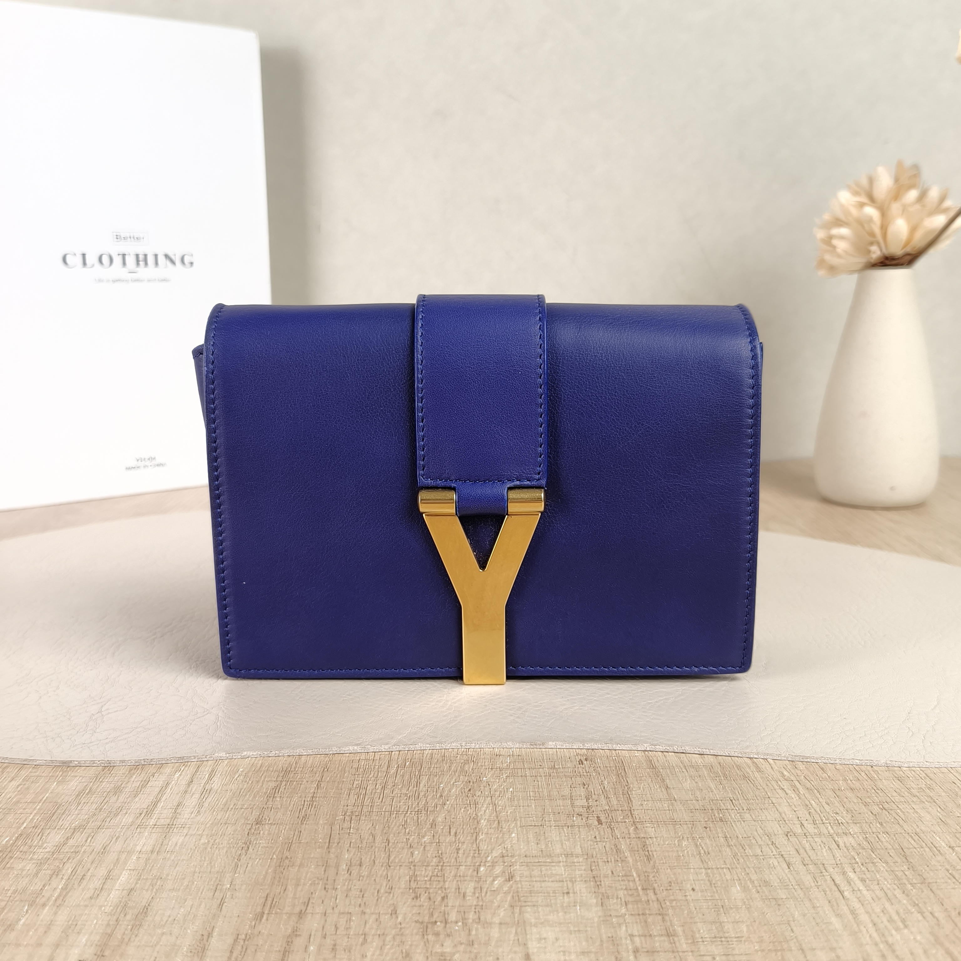 SAINT LAURENT Shoulder Bagwoc Shoulder Bag Calfskin One Size17 × 3 × 12.5 cm