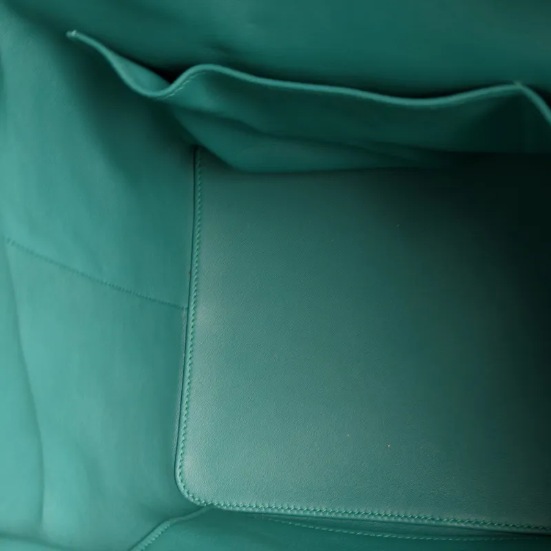 Hermès Top Handle Bag tool box Box Z6 Evercolor Calfskin Medium 26 × 18 × 20 cm R — detail view 5 of 10