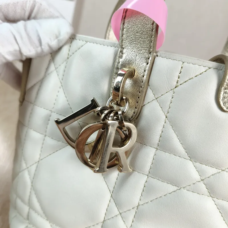 DIOR Top Handle Bag TOUJOURS Edition White Calfskin Small 18.5 × 12 × 18.5 cm — detail view 7 of 11