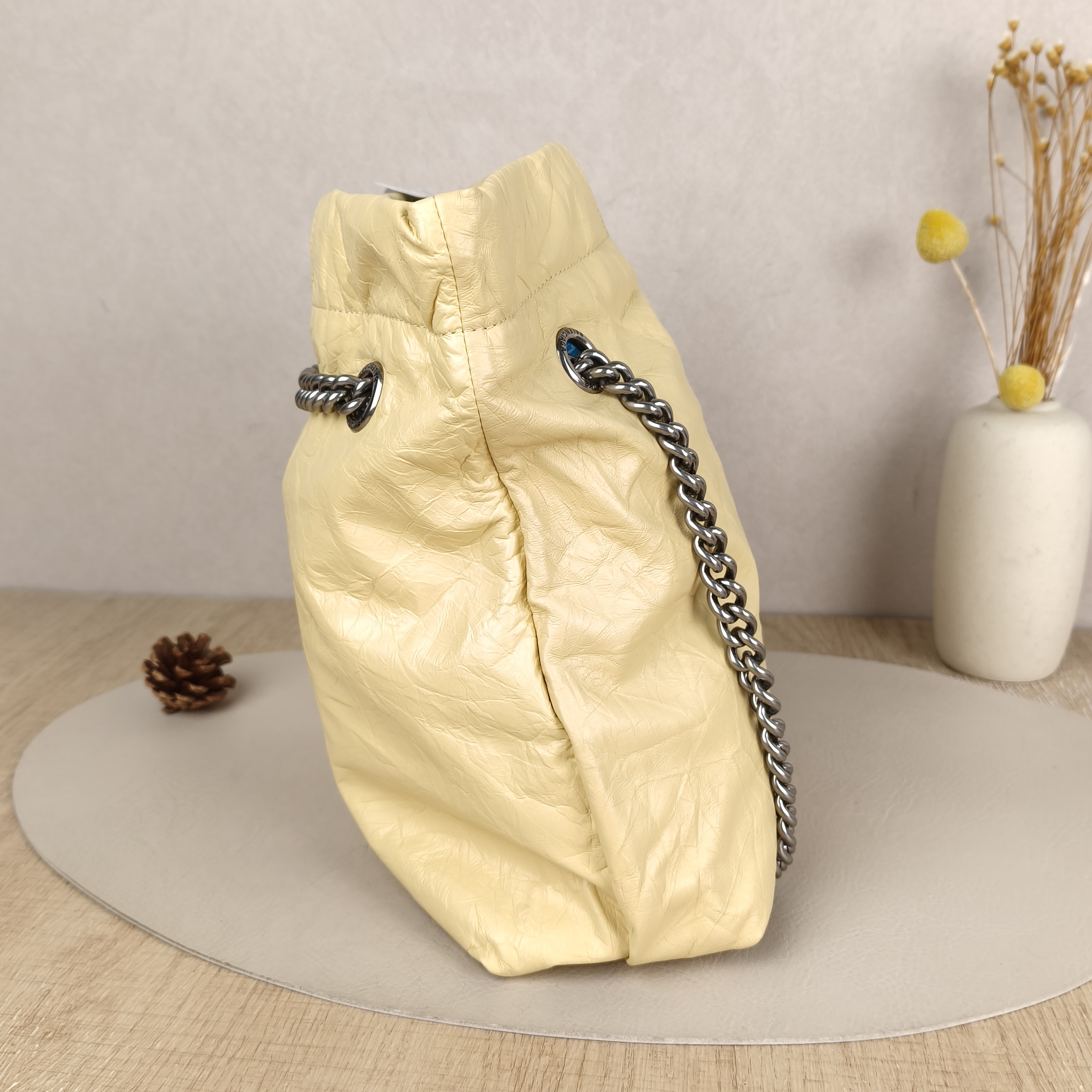 BALENCIAGA Shoulder Bag Crush Yellow Calfskin Small25 × 9 × 26 cm — cover view 3 of 9