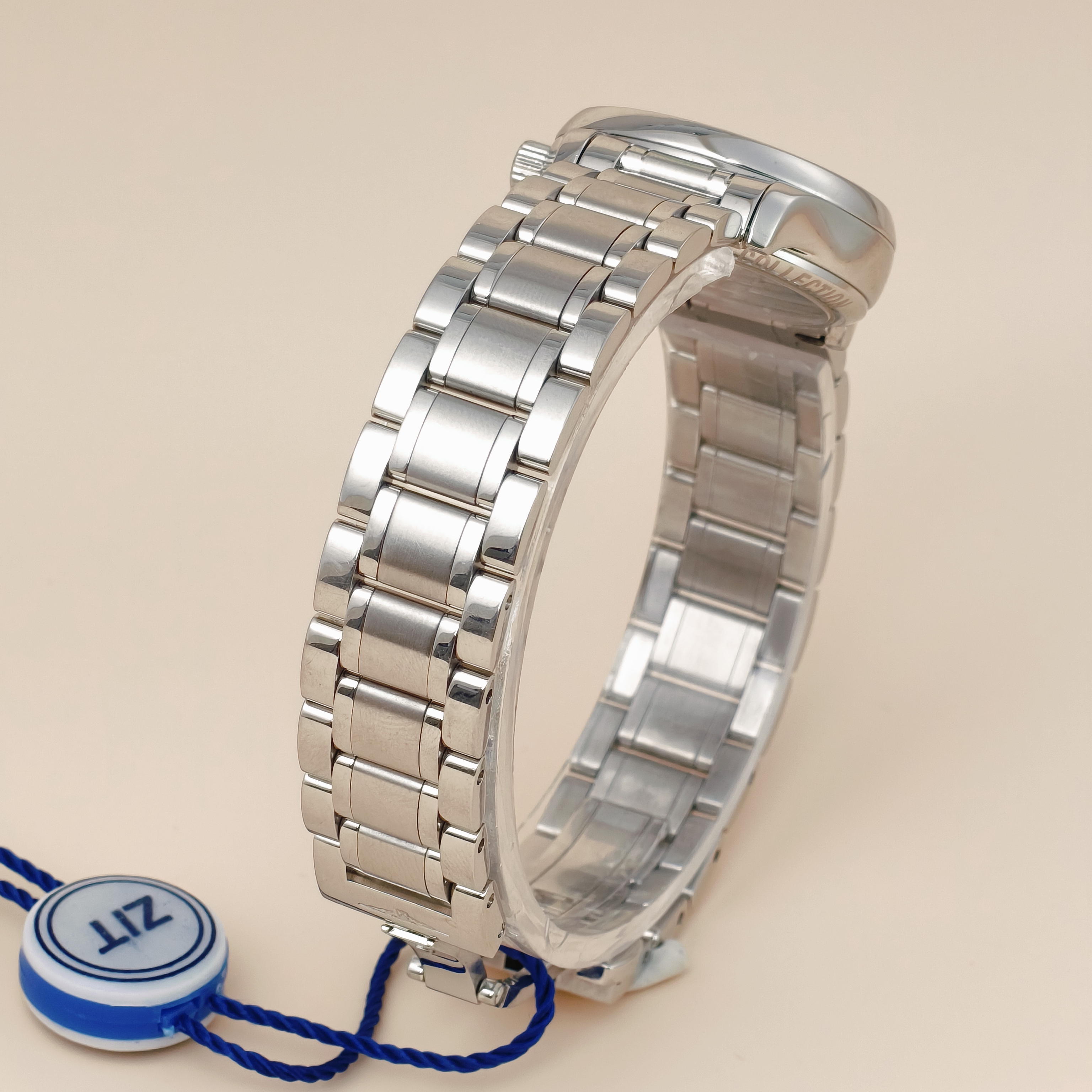 LONGINES Watch Collection Watch White One Size25mm โ cover view 11 of 11