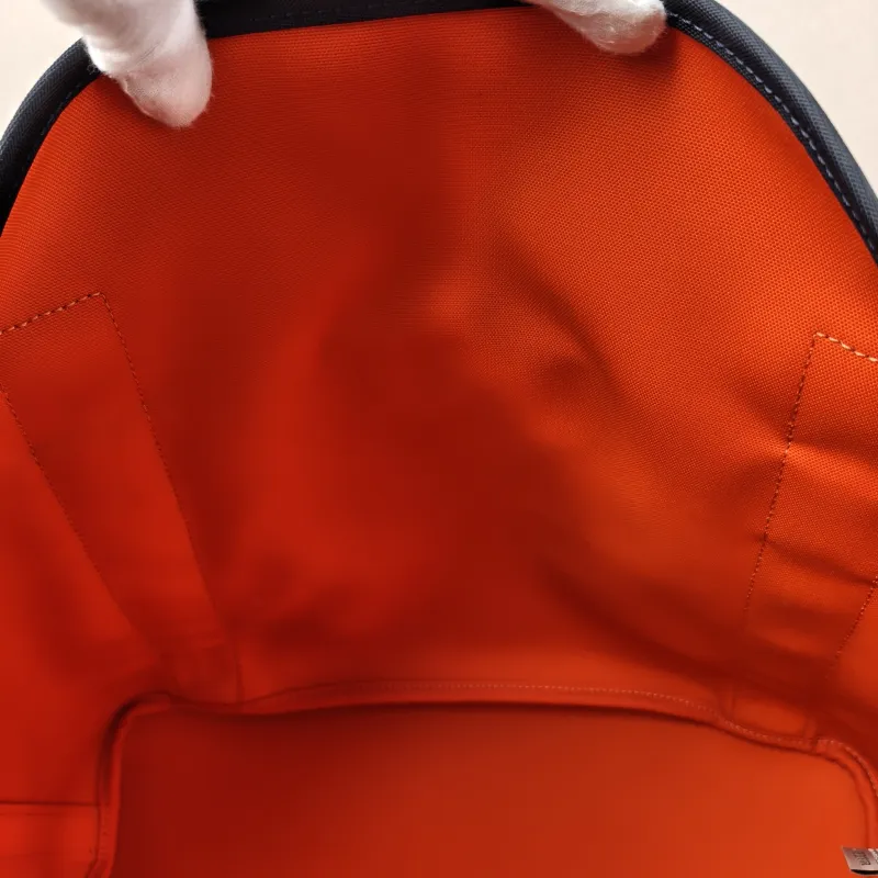 Hermès Top Handle Bag Top Handle Bag Canvas One Size 39 × 15 × 35 cm B — detail view 6 of 15
