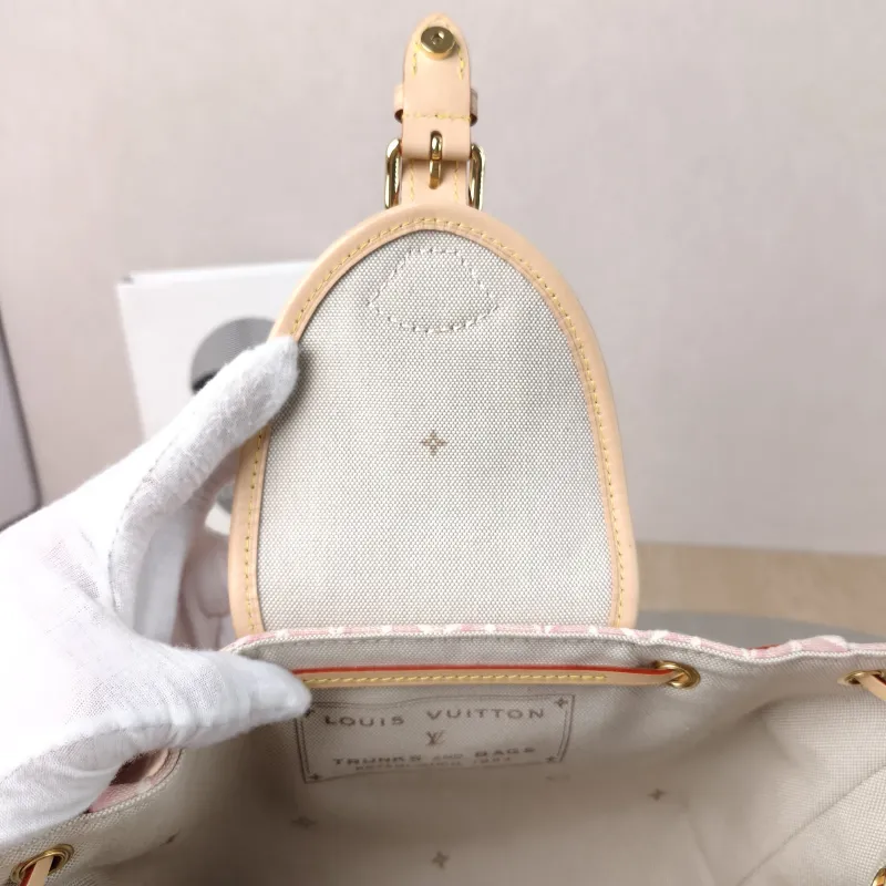 Louis Vuitton Shoulder Bag ODYSSÉE Pink Canvas Small 27 × 12 × 17 cm — detail view 6 of 11