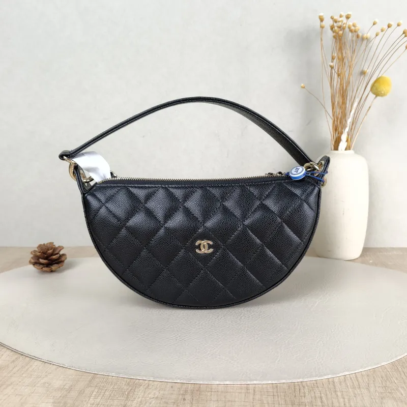 Chanel Crossbody Bag Top Handle Crossbody Bag Black Grained Calfskin 22 × 5.5 × 12 cm