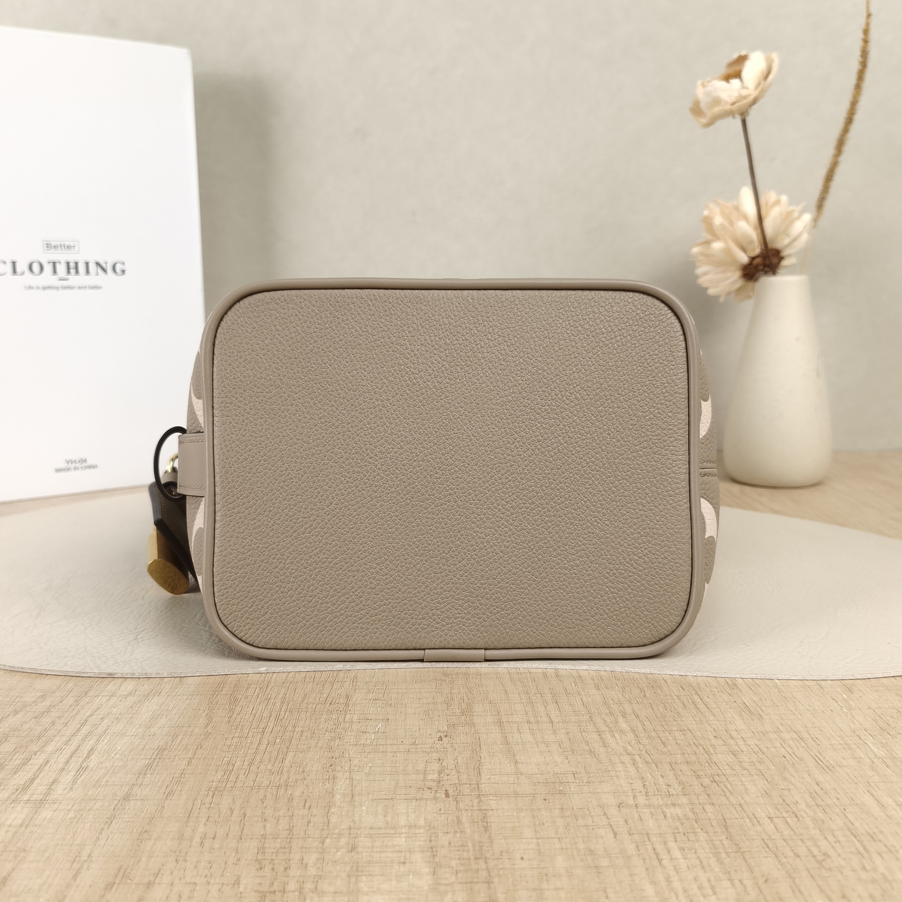 Louis Vuitton Top Handle Bag ALL IN BB · White Empreinte Embossed Calfskin Monogram BB18 × 12 × 16 cm — cover view 4 of 5