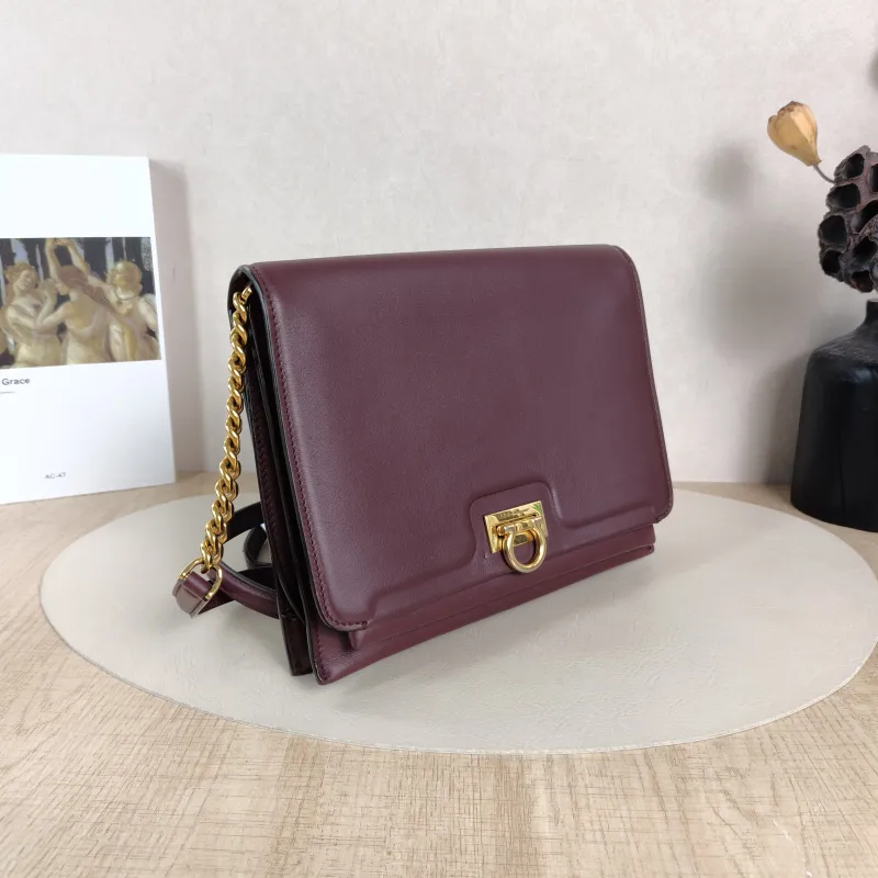 FERRAGAMO Shoulder Bag Shoulder Bag Calfskin One Size24 × 4 × 19 cm — cover view 2 of 6
