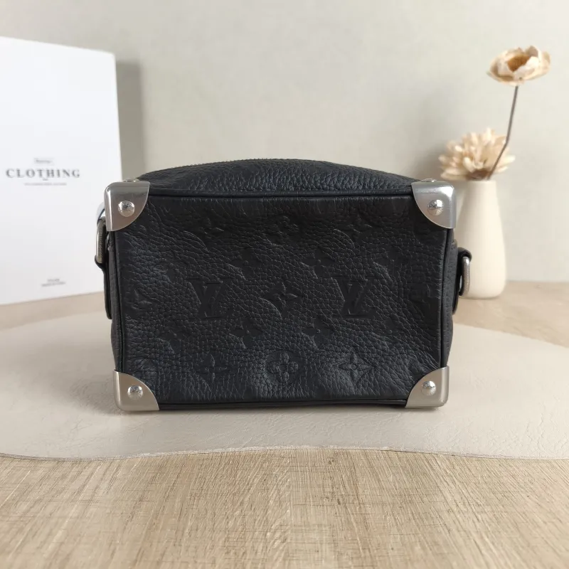 Louis Vuitton Crossbody Bag SOFT TRUNK Box Calfskin Mini 18.5 × 8 × 13 cm — cover view 6 of 6