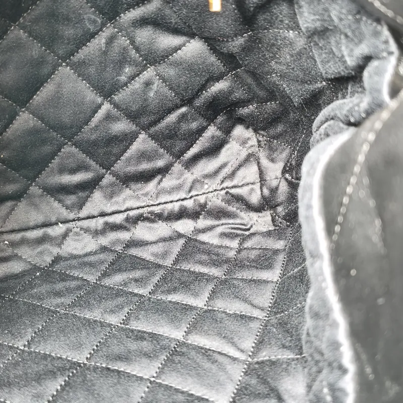 Chanel Shoulder Bag 22Bag Black CC alfskin Small 35 × 7 × 37 cm — detail view 2 of 14