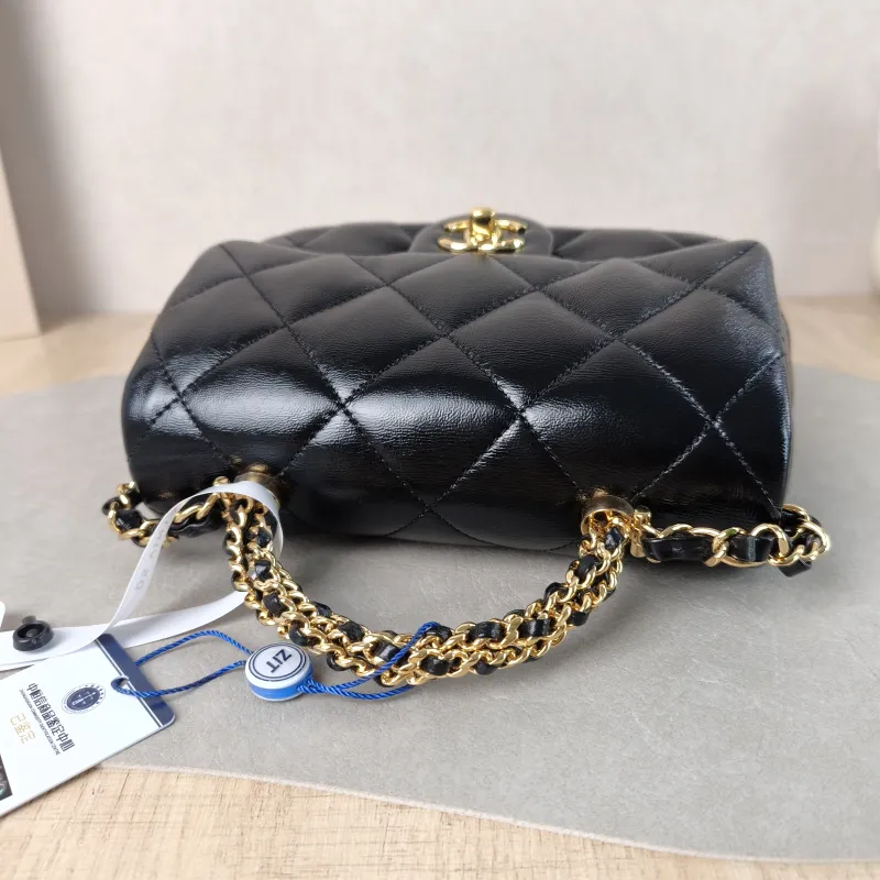 Chanel Crossbody Bag 24b Black Waxed Leather One Size 19 × 6 × 13 cm — detail view 8 of 15