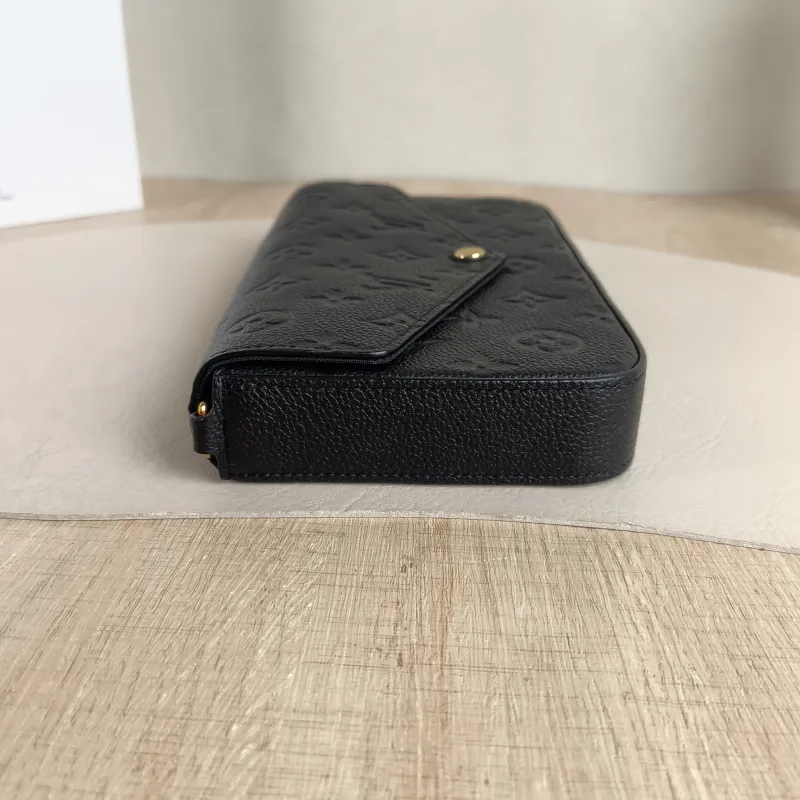Louis Vuitton Crossbody Bag Pochette Félicie Black Calfskin Small21 × 3 × 12 cm — detail view 2 of 14