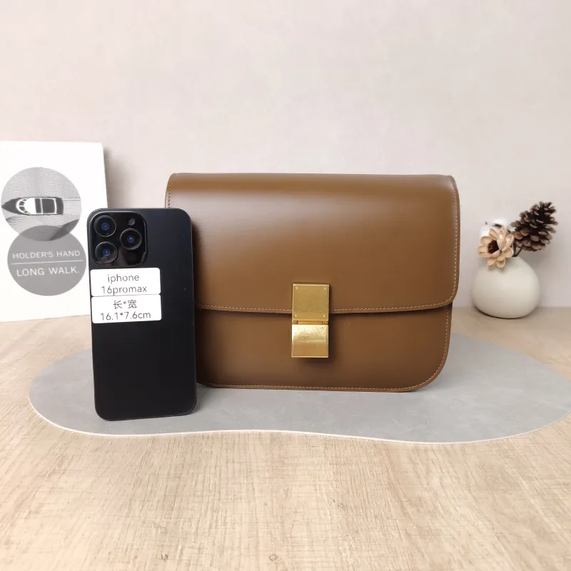 CELINE Crossbody Bag Classic Box CC alfskin Medium 24 × 7 × 18 cm — cover view 4 of 6