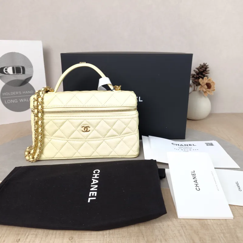 Chanel Crossbody Bag lp Yellow Grained Calfskin One Size 19.5 × 5 × 17 cm — cover view 4 of 6