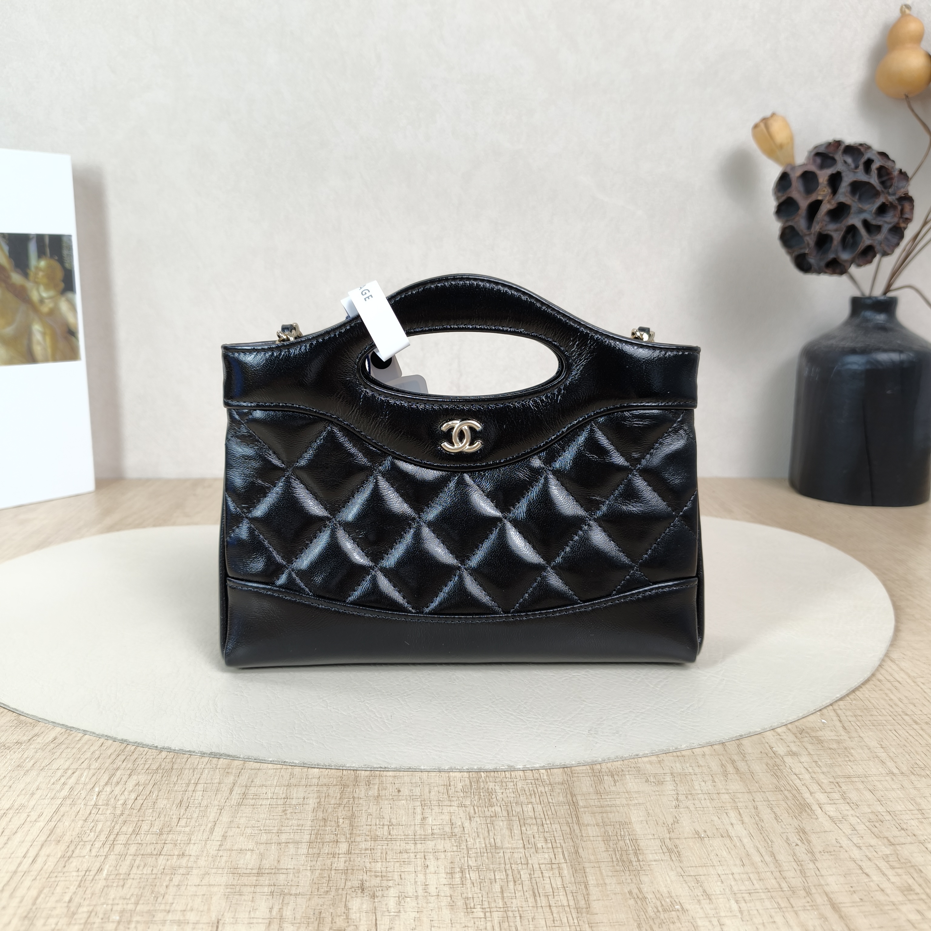 Chanel Shoulder Bag31Bag Black Waxed Leather Calfskinnano20.5 × 3.5 × 17 cm