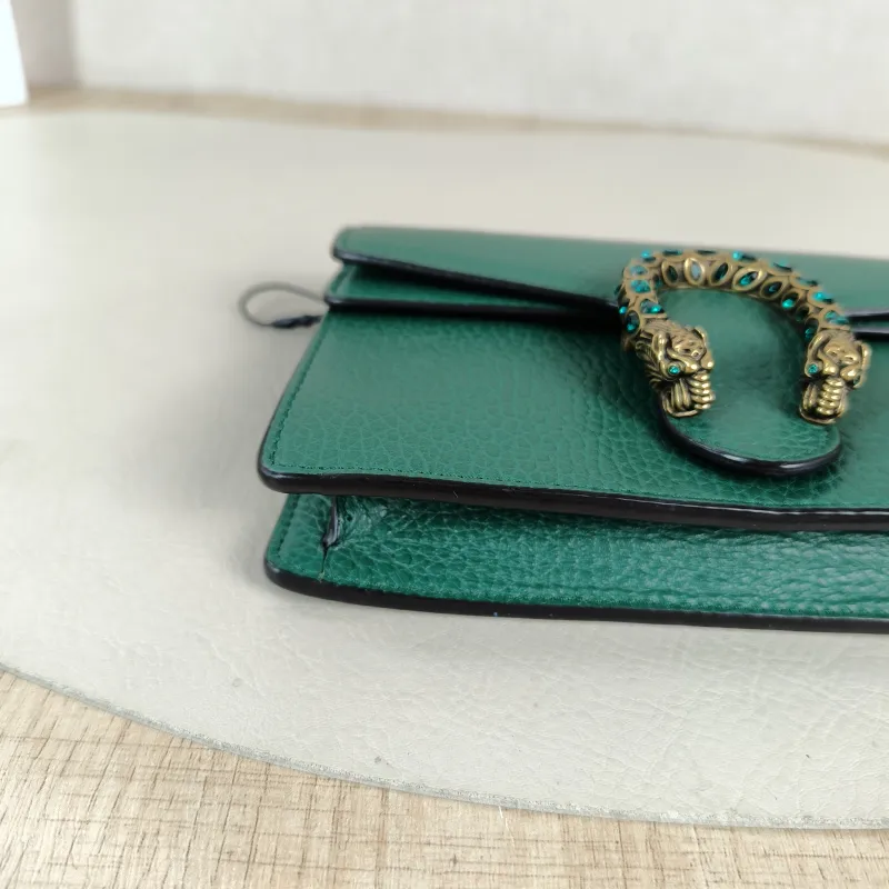 GUCCI Crossbody Bag Dionysus Green Calfskin Mini 16.5 × 4.5 × 10 cm — detail view 4 of 12