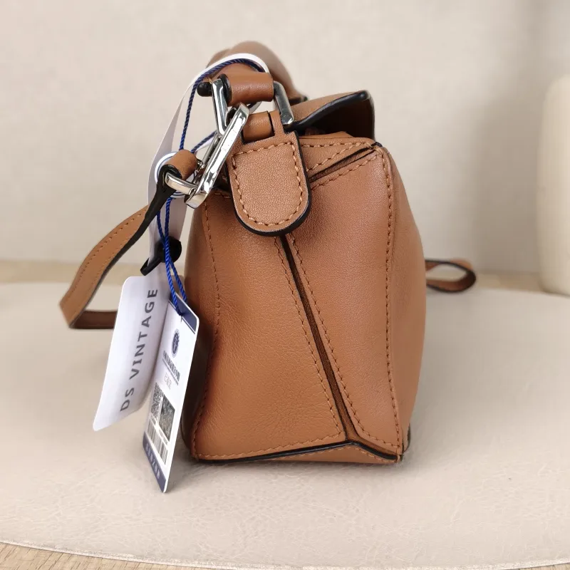 LOEWE Crossbody Bag Puzzle Caramel CC alfskin18 × 8 × 12.5 cm — detail view 1 of 12