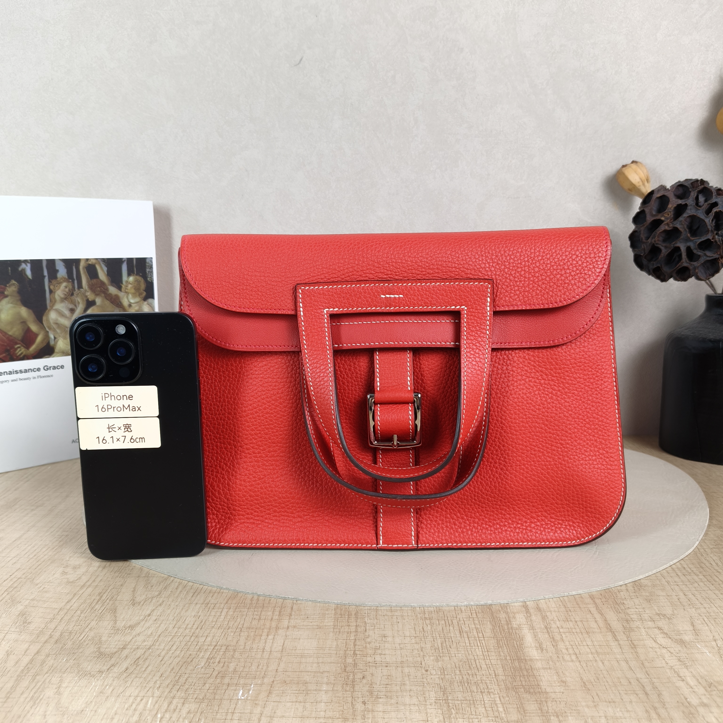 Hermès Shoulder Bag Halzan 31Q5 TC Calfskin Medium31 × 9 × 28.5 cm — cover view 4 of 5