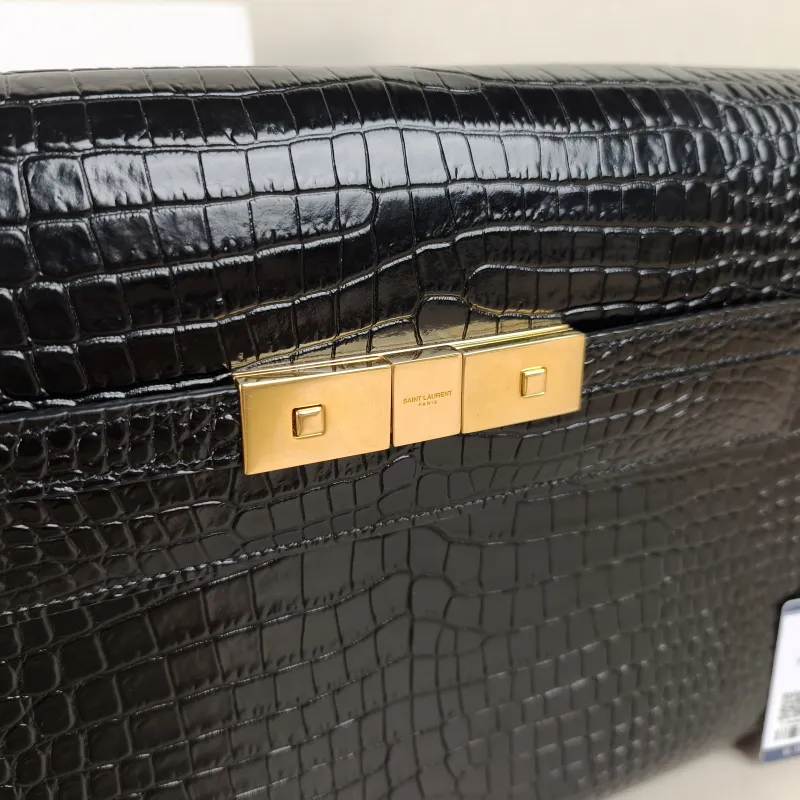 SAINT LAURENT Shoulder Bag MANHATTAN Black Calfskin Medium29 × 7.5 × 20 cm — detail view 12 of 12