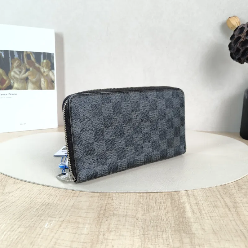 Louis Vuitton Wallet Edition Wallet PVC One Size20.5 × 2 × 12 cm — cover view 2 of 5