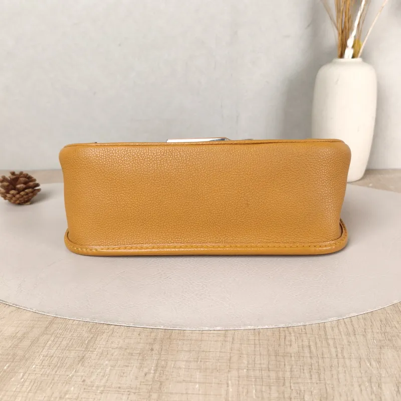 Louis Vuitton Shoulder Bag BUCI Epi Embossed Calfskin 24.5 × 9 × 15.5 cm — cover view 5 of 5