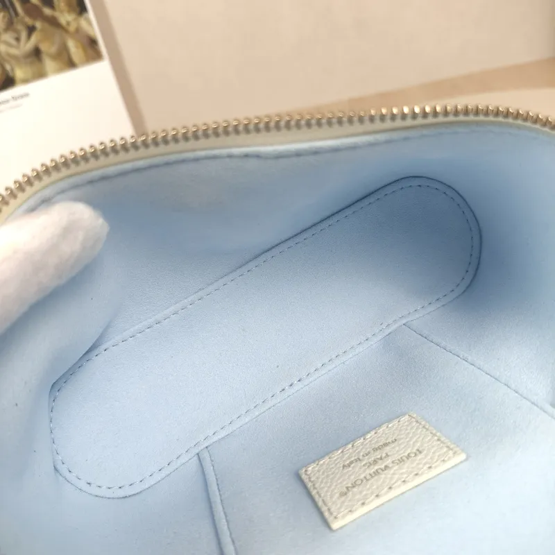 Louis Vuitton Shoulder Bag VANITY POUCH Cosmetic Bag White · Blue Calfskin One Size19 × 6.5 × 11.5 cm — detail view 7 of 13