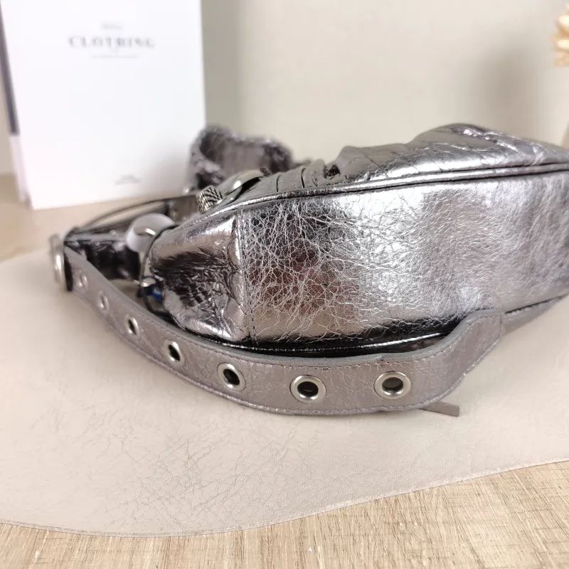 BALENCIAGA Crossbody Bag LE CAGOLE Silver Calfskin XS 26 × 7 × 16 cm — detail view 4 of 11