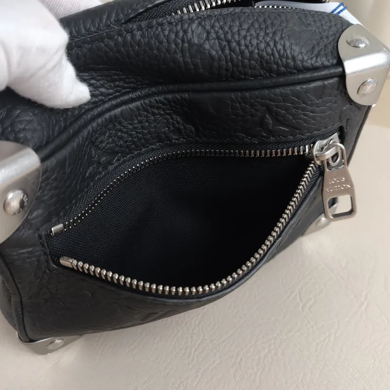 Louis Vuitton Crossbody Bag SOFT TRUNK Box Calfskin Mini 18.5 × 8 × 13 cm — detail view 7 of 10