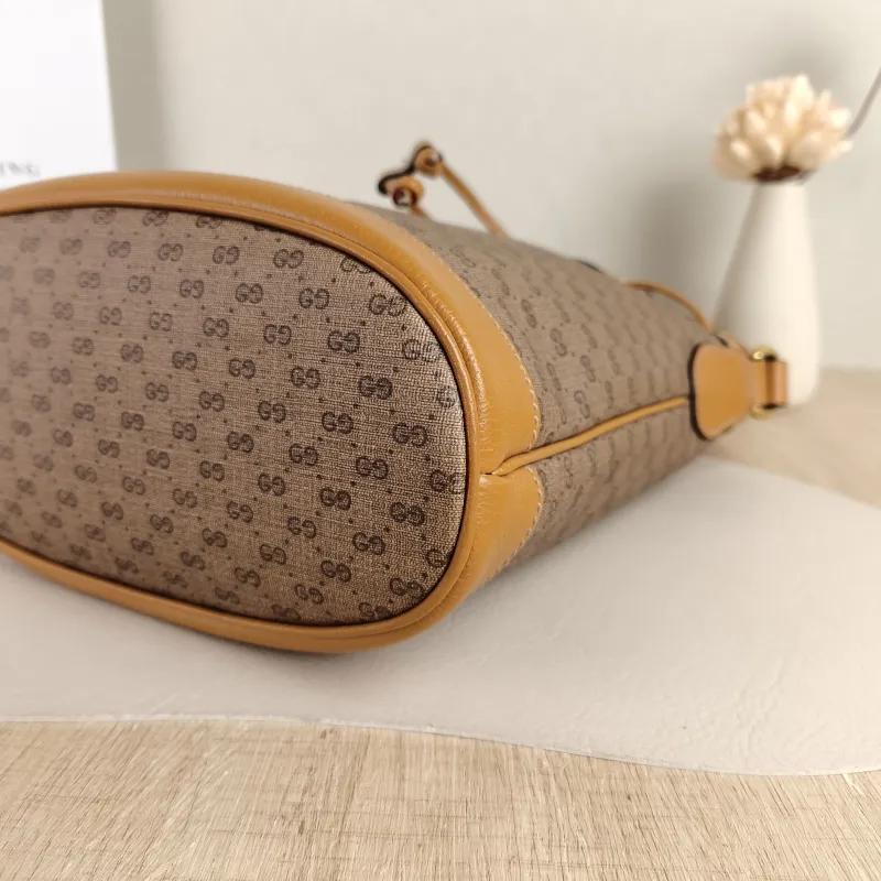 GUCCI &Disney Edition Crossbody Bag Brown PVC One Size24 × 12 × 26 cm — detail view 7 of 10