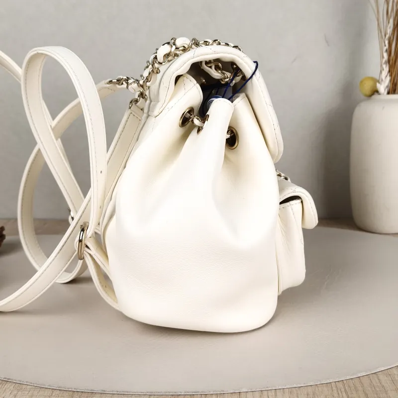 Chanel Backpack Duma White Small18 × 12 × 18.5 cm — detail view 13 of 15