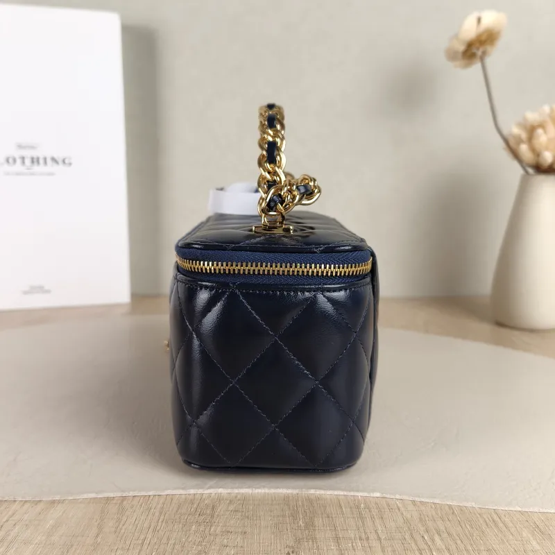 Chanel Crossbody Bag Edition Woven Blue Waxed Leather Mini 16 × 8 × 9.5 cm — detail view 7 of 12