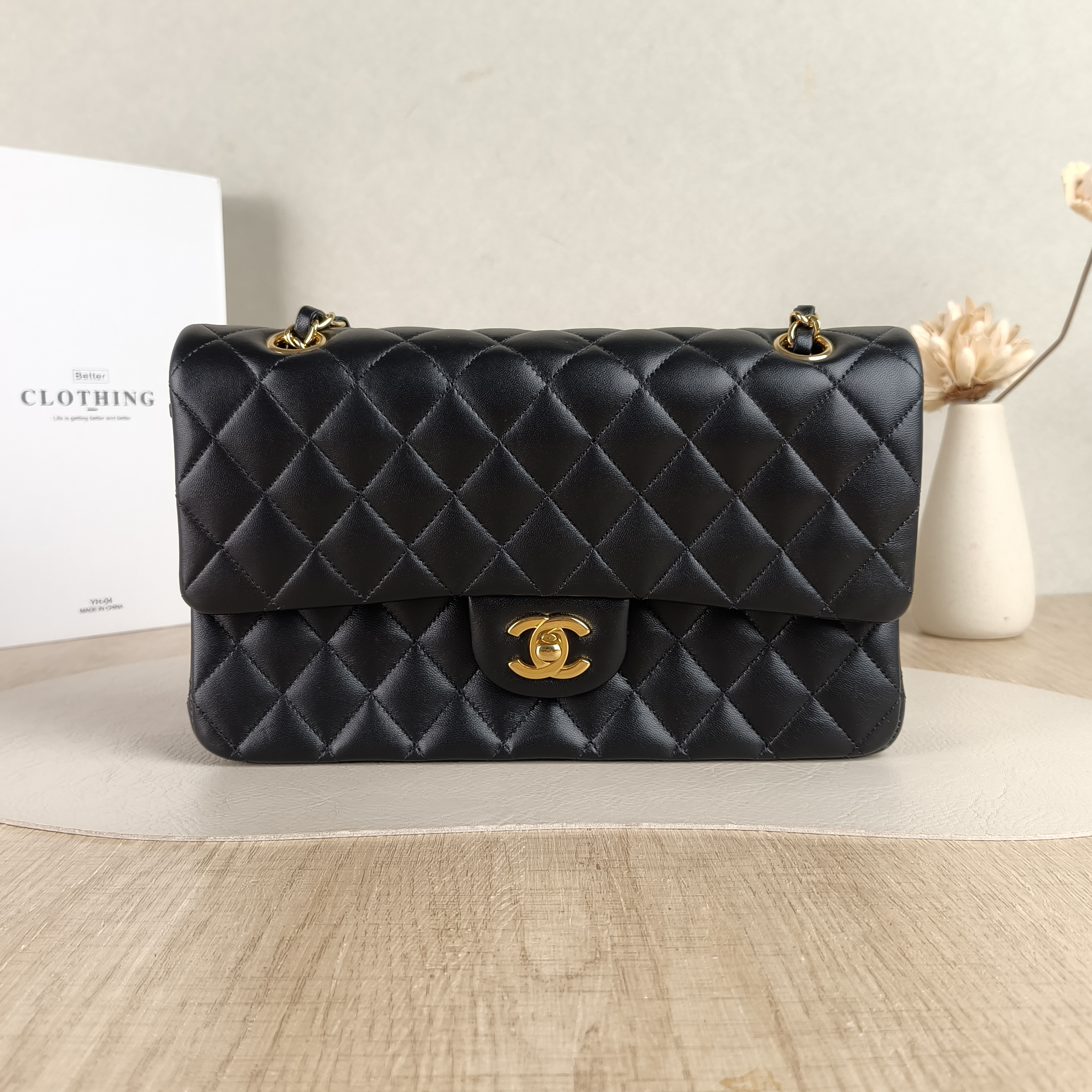 Chanel Crossbody Bag Classic Flap CF Black Lambskin Medium25.5 × 6.5 × 15.5 cm