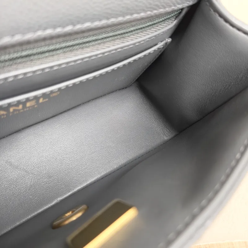 Chanel Crossbody Bag 25b mini Grey Grained Calfskin One Size 20 × 6 × 12 cm — detail view 6 of 14