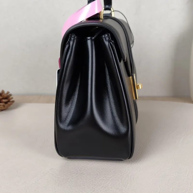 CELINE Crossbody Bag 16 Edition Black Calfskin Mini 17.5 × 7 × 14 cm — detail view 6 of 14