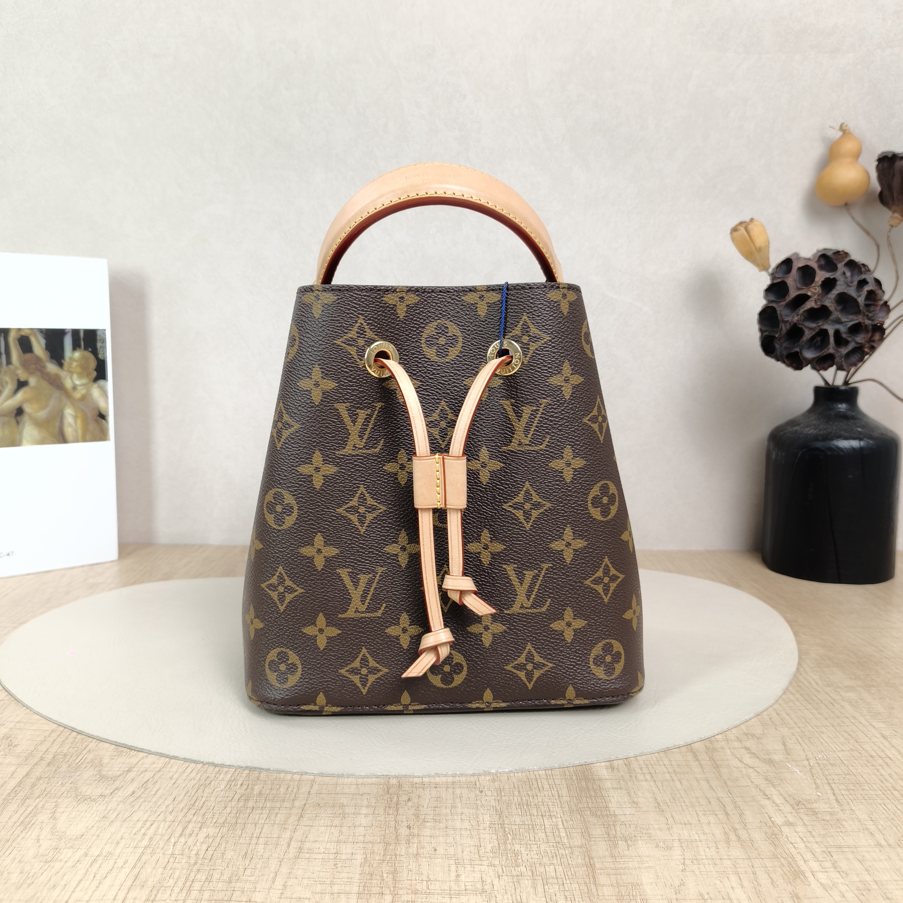 Louis Vuitton Crossbody Bag NÉONOÉ Bucket Bag BB Monogram PVCBB20 × 13 × 20 cm