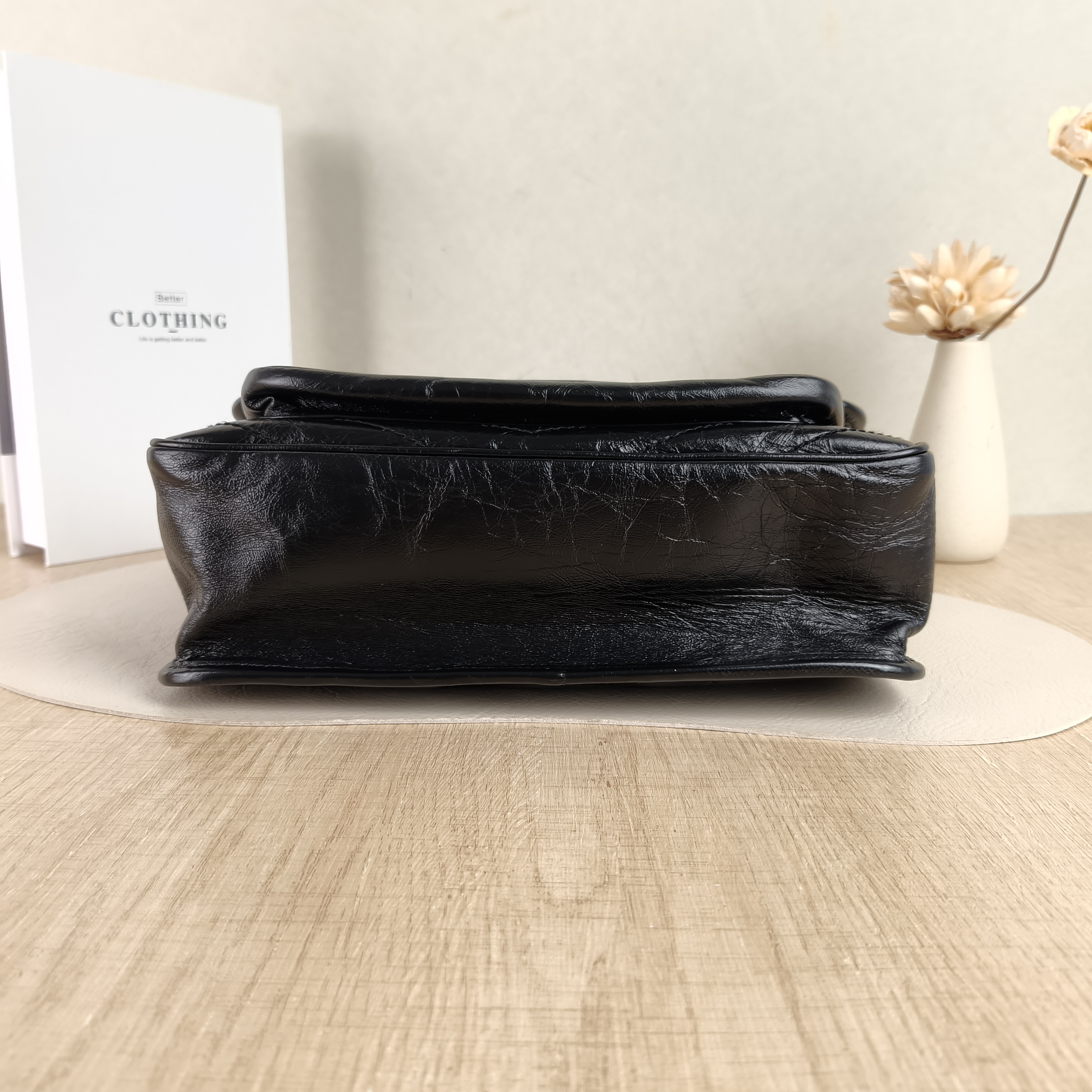 SAINT LAURENT Crossbody Bag Niki D Waxed Leather Calfskin Medium28 × 8.5 × 20 cm — cover view 4 of 5