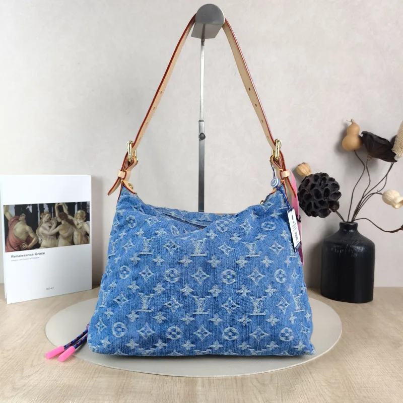 Louis Vuitton Shoulder Bag Baggy hobo Shoulder Bag Blue One Size 30 × 13 × 22 cm — cover view 2 of 5