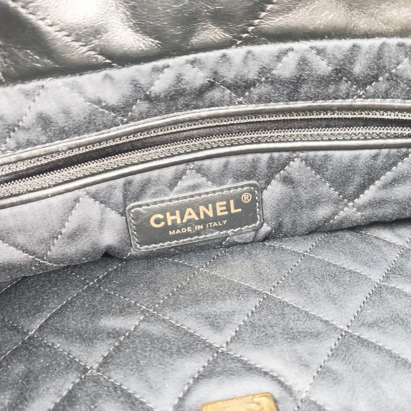 Chanel Shoulder Bag 22Bag Black CC alfskin Small 35 × 7 × 37 cm — detail view 7 of 14