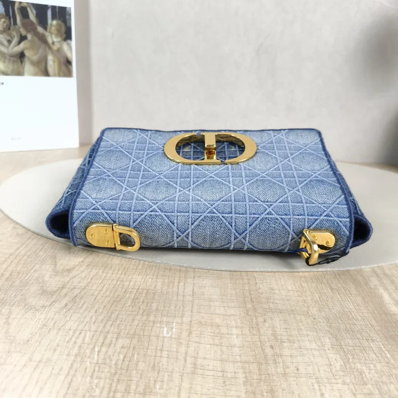 DIOR Crossbody Bag Caro Chain Bag Blue Small 20 × 7 × 13.5 cm — detail view 9 of 13
