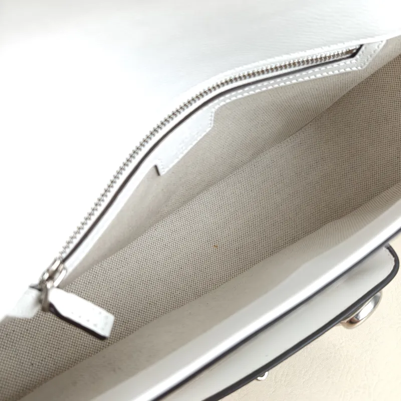 GUCCI Shoulder Bag Horsebit 1955 Horsebit Horsebit Shoulder Bag White Calfskin Small 26.5 × 8 × 17 cm — detail view 5 of 12