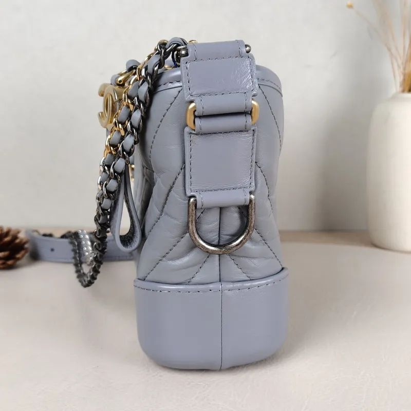 Chanel Crossbody Bag v Gabrielle Gabrielle Bag Grey Calfskin Small 20 × 8 × 15 cm 28 — detail view 4 of 14