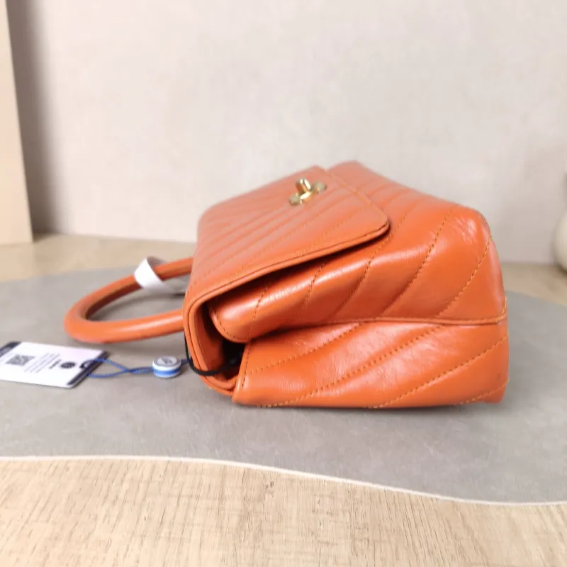 Chanel Top Handle Bag Coco Handle​ v Waxed Leather Calfskin Small 24 × 10 × 14 cm 24 — detail view 12 of 12