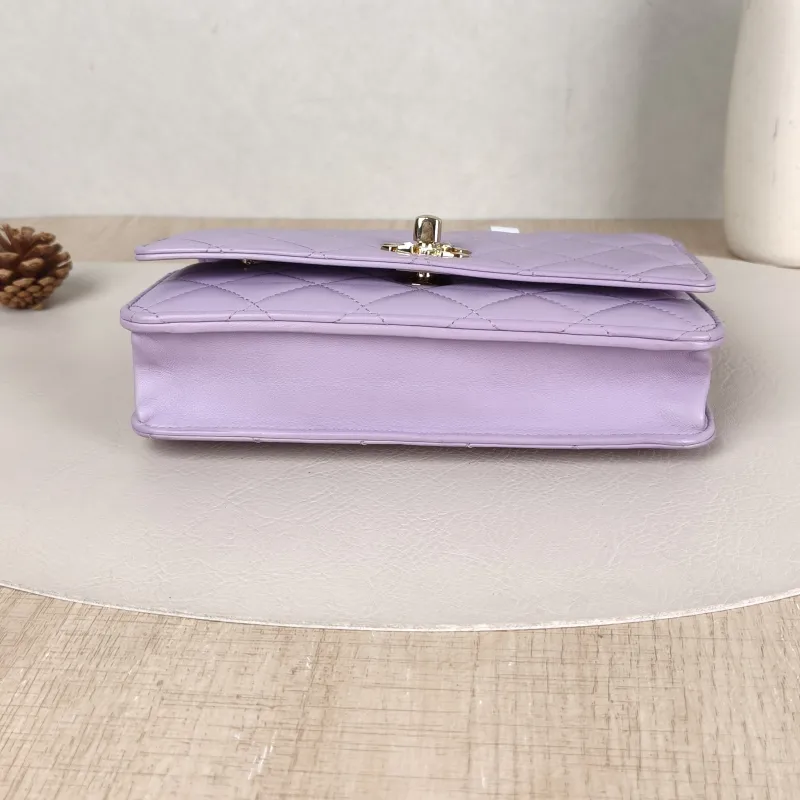 Chanel Crossbody Bag woc Lambskin One Size19 × 4 × 12.5 cm — cover view 2 of 5