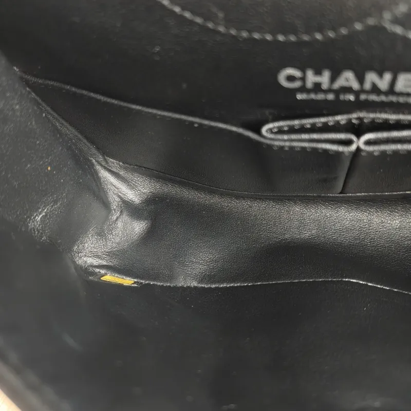 Chanel Crossbody Bag 2.55 Black Calfskin Small 24 × 7.5 × 16 cm 20 — detail view 6 of 14