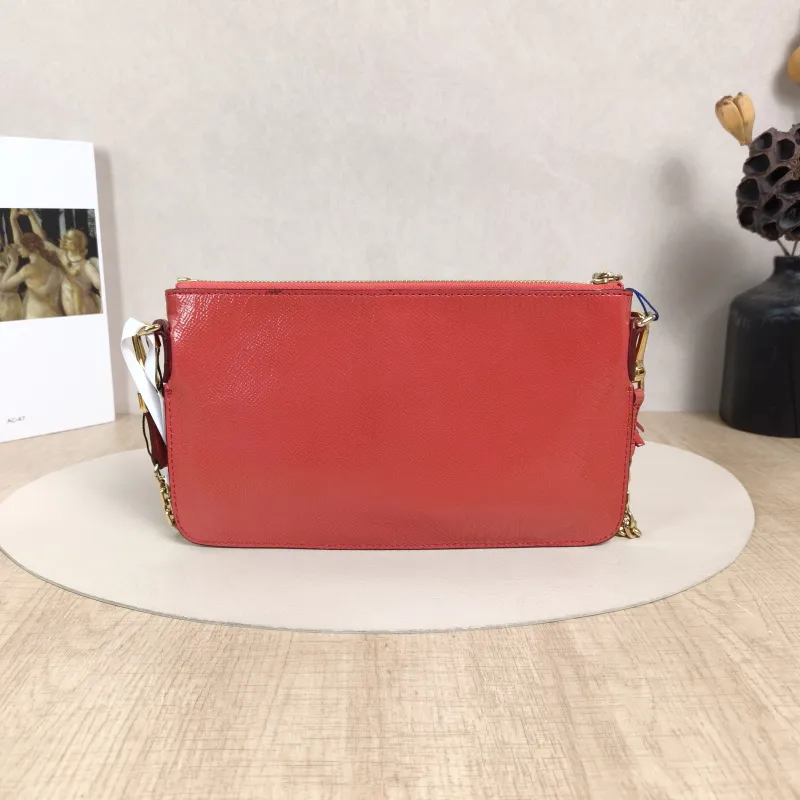 BURBERRY Crossbody Bag Crossbody Bag Red PVC One Size25*15 — cover view 4 of 5