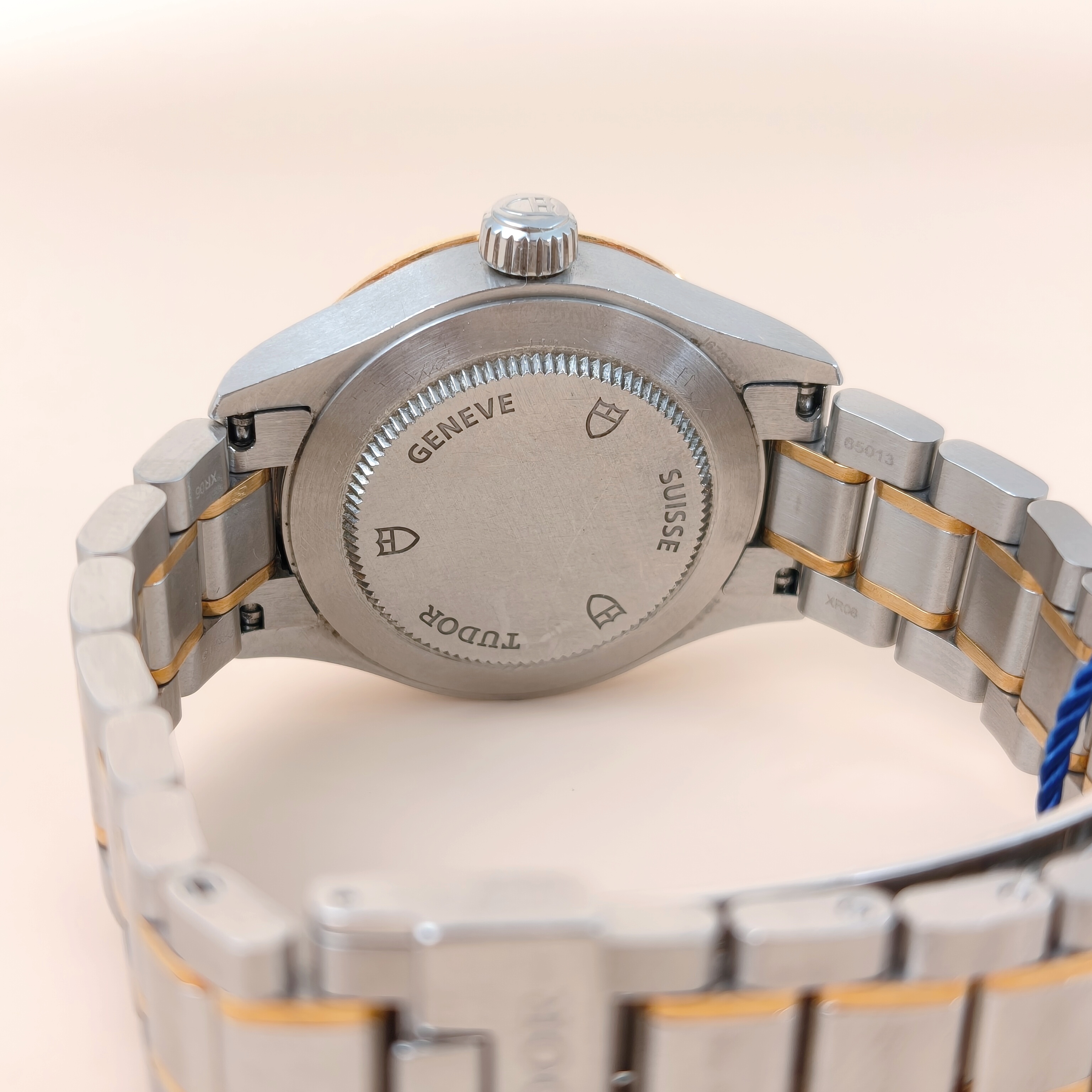 TUDOR Watch Collection Watch One Size28 — cover view 9 of 9