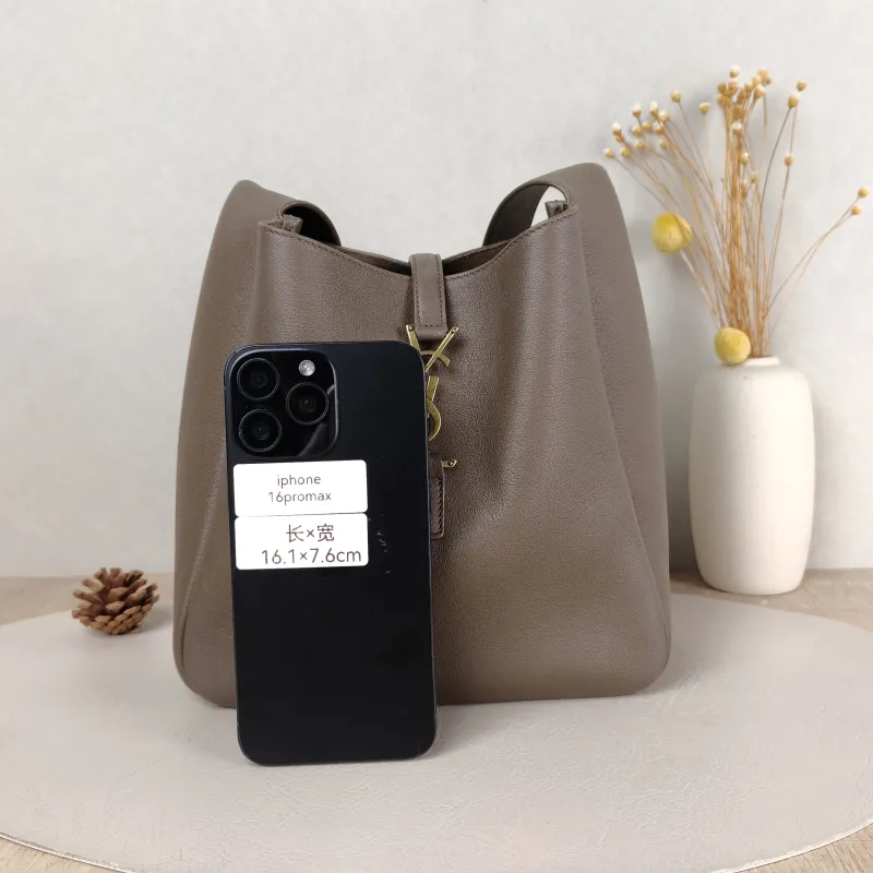 SAINT LAURENT Shoulder Bag LE 5 À 7 Hobo Calfskin Small 22 × 8.5 × 23 cm — cover view 3 of 5