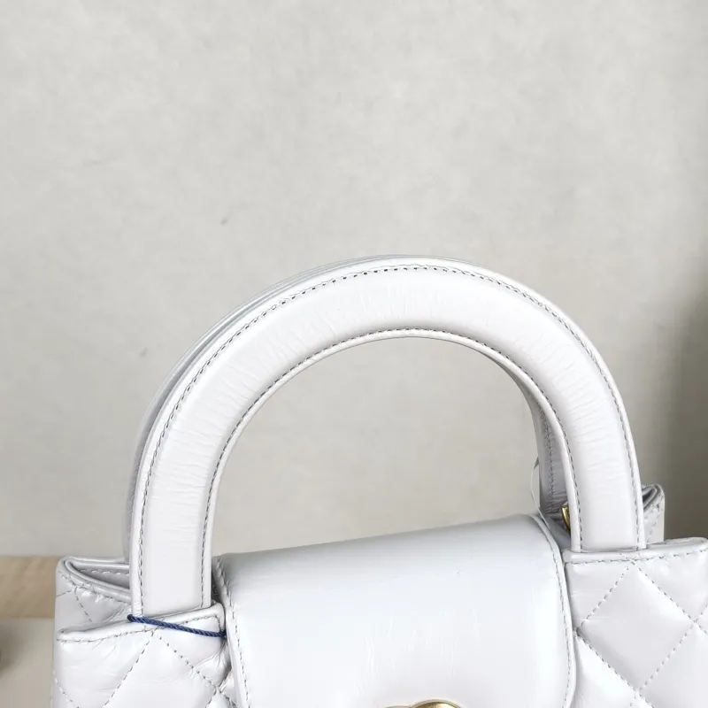 Chanel Crossbody Bag Kelly Grey Waxed Leathermini19 × 7 × 13 cm — detail view 1 of 13