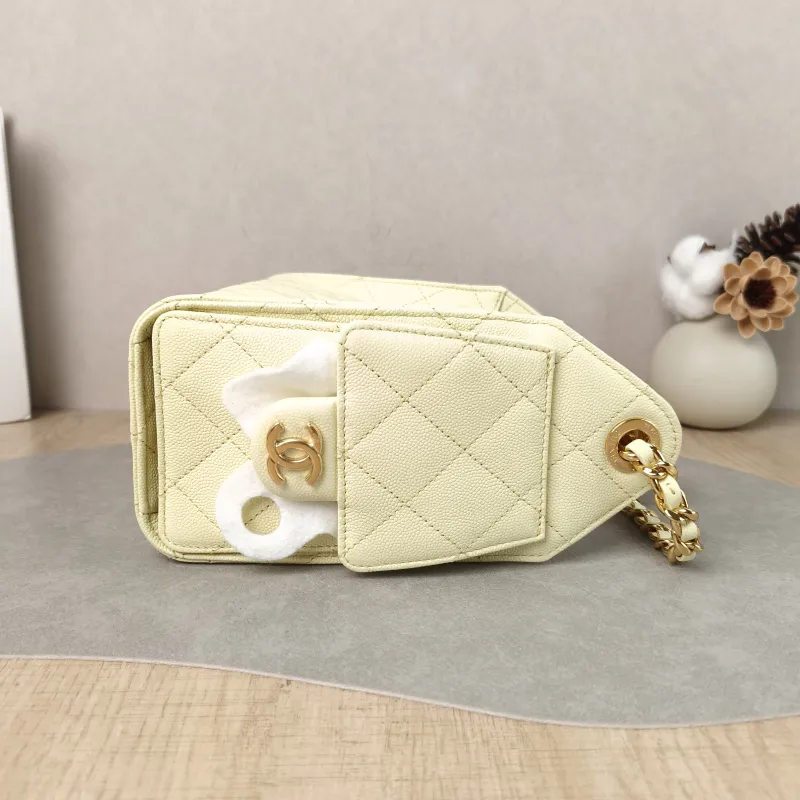 Chanel Crossbody Bag 25Bag Grained Calfskin Mini 22 × 12.5 × 20 cm — detail view 8 of 11