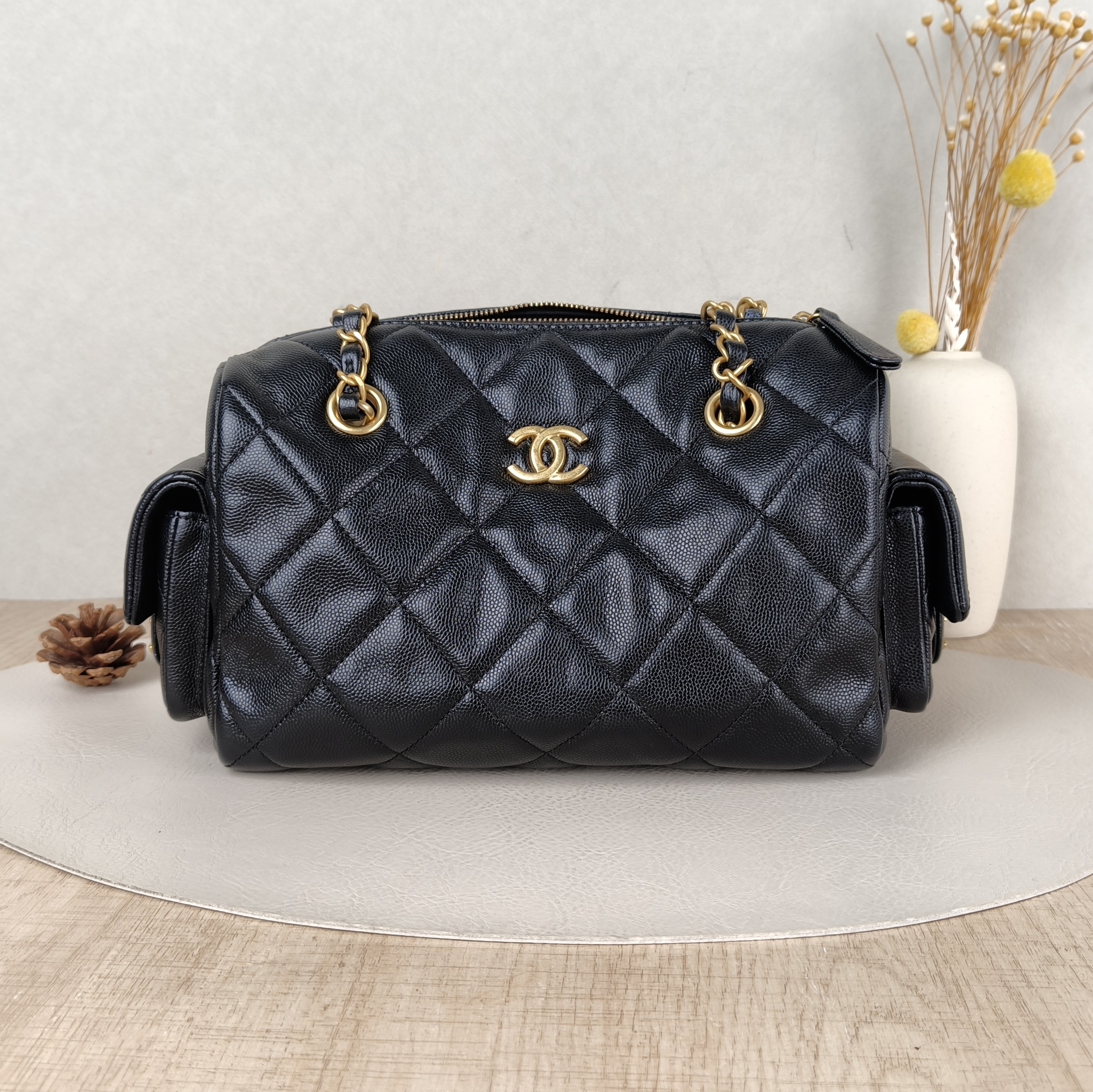 Chanel Shoulder Bag25k Bowling Bag Black Grained Calfskin Small24 × 11.5 × 15.5 cm