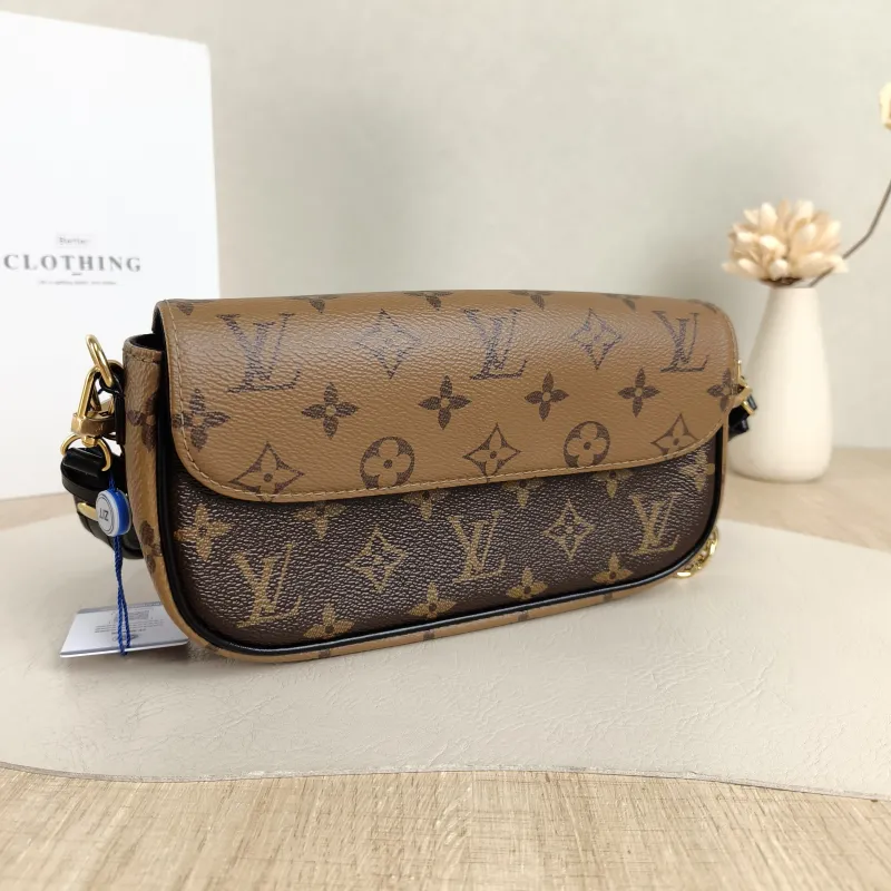 Louis Vuitton Crossbody Bag IVY Monogram PVC Small23.5 × 4.3 × 12 cm — cover view 3 of 5